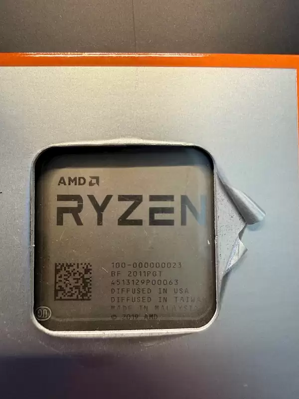 超低价买了个二手锐龙9 9900X3D：到手竟是锐龙9 3900X