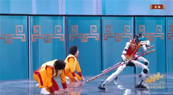 机器人密度太高！春晚总导演：想让观众看到中国机器人产业立体化状态