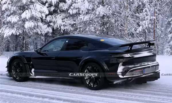 挑战小米纪录!保时捷Taycan最强版本曝光:动力或超1019马力