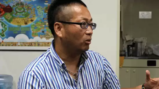 冈本吉起自曝为测试抽卡机制充值400万元，退休前最后一课