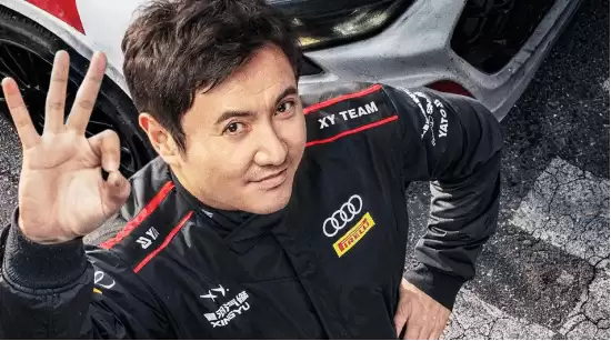 史上最长春节档首日票房大跌三成,县域票价飙升引热议