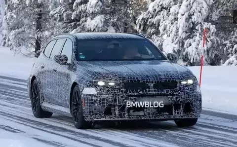 新款宝马M5旅行版谍照曝光，2027年中期上市