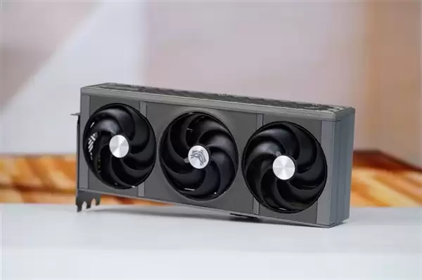 RX 9070 XT加价后无人问津：日本AMD显卡售价已从高峰下滑20%！