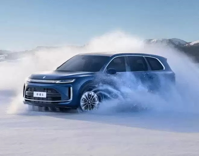 【春节备稿】华境S登场在即 手捧华为智能全家桶走入寻常百姓家