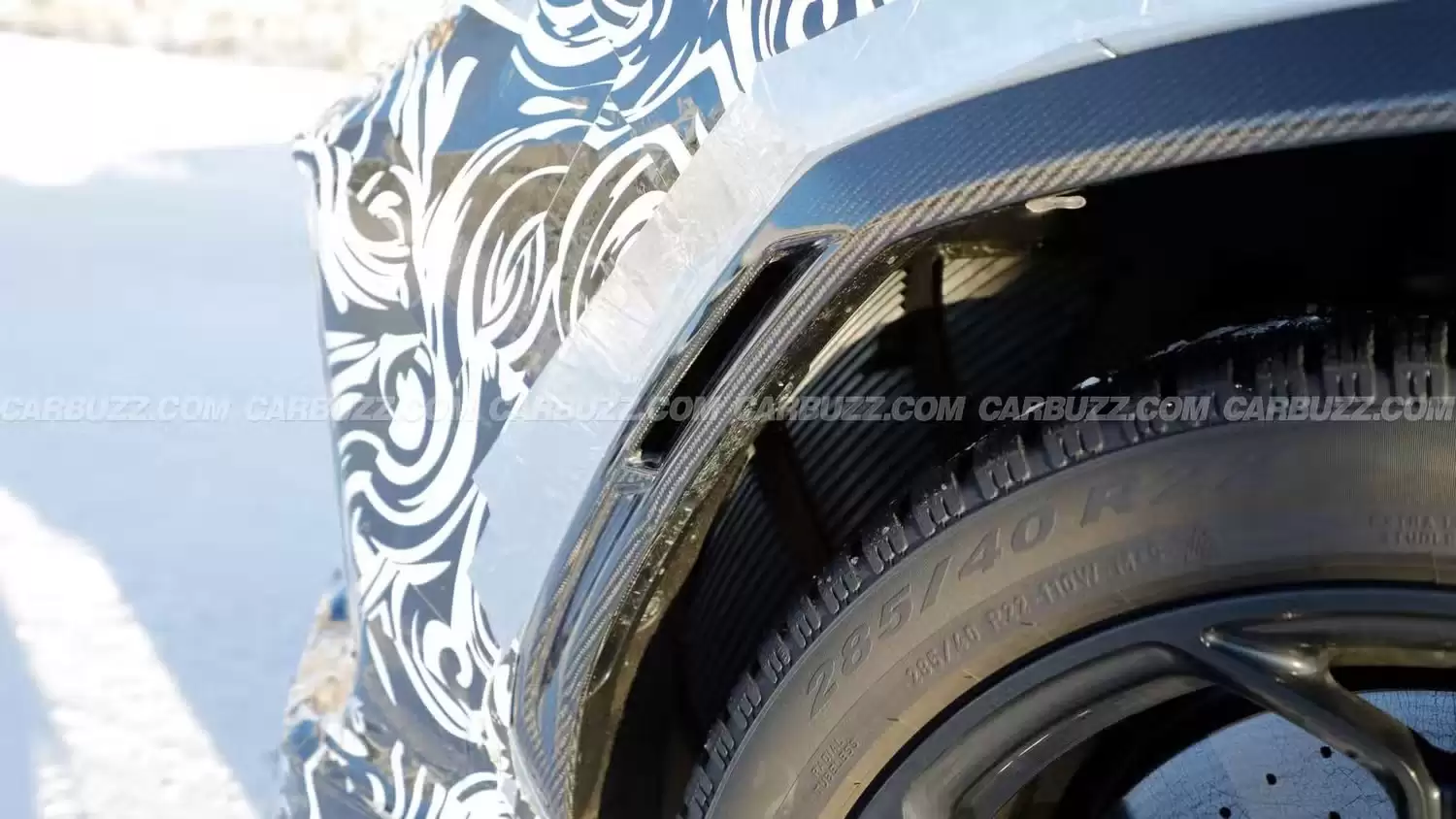 Urus SE Performante路测图曝光:兰博基尼最强SUV