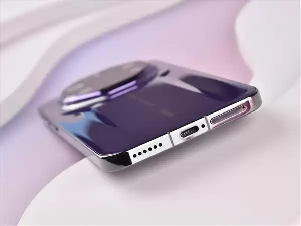 一篇文章讲明白 手机边框上的各种小孔有何作用