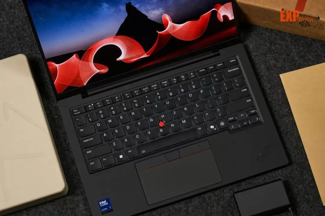 联想因AI驱动DRAM短缺，3月起上调部分PC价格