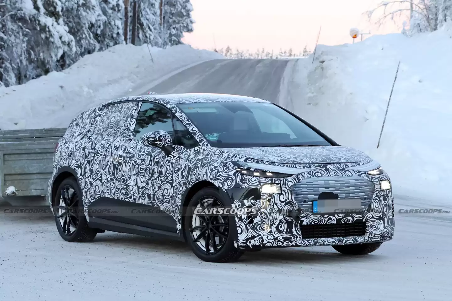 奥迪最小纯电SUV：新A2 e-tron路测图曝光