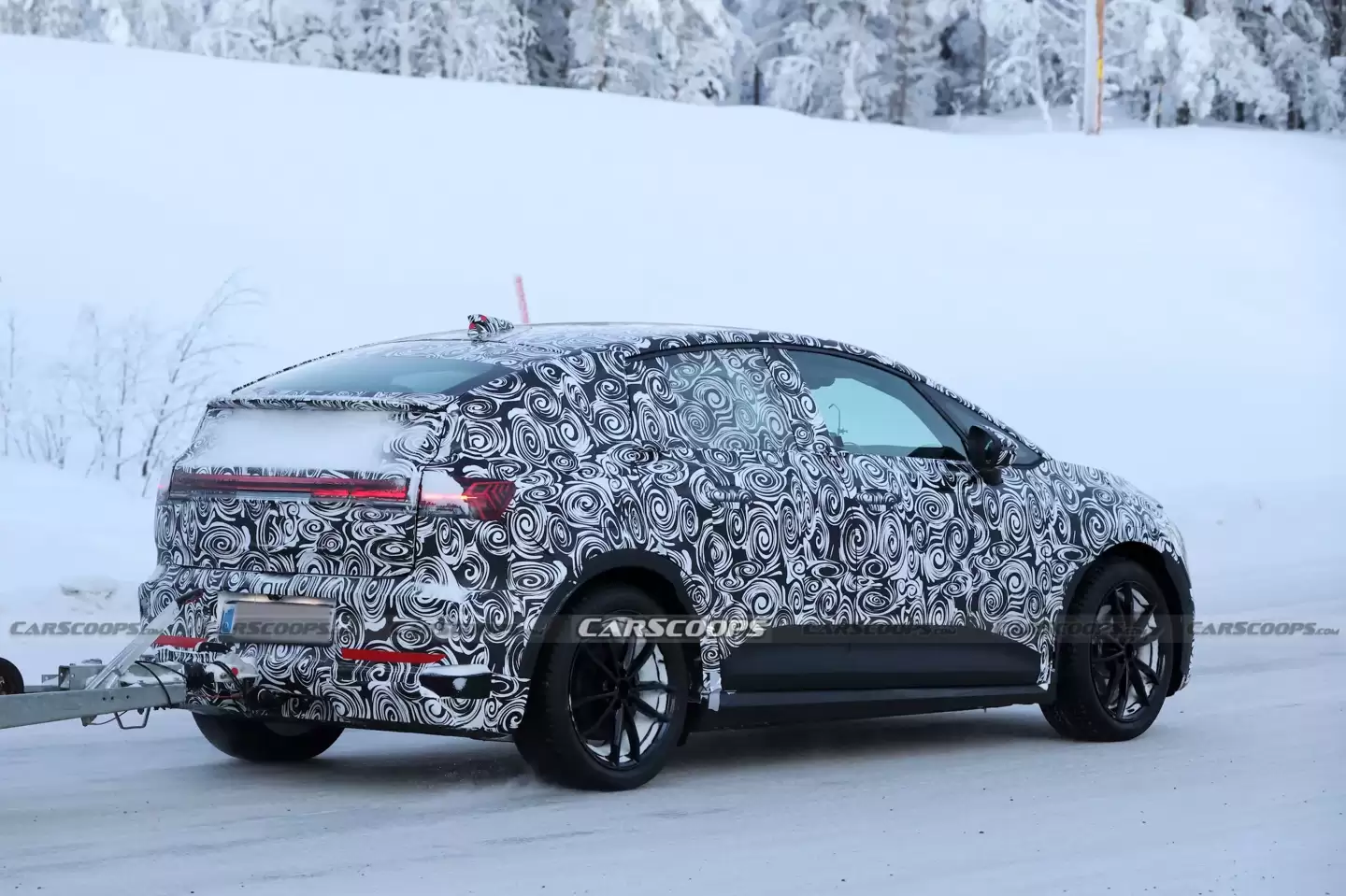 奥迪最小纯电SUV：新A2 e-tron路测图曝光