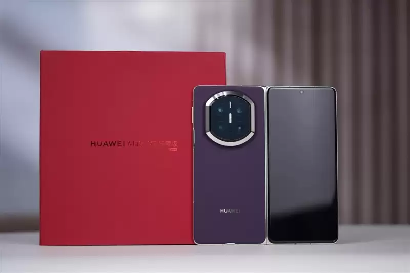 左手 AI右手大屏!华为Mate X7典藏版体验评测:鸿蒙OS 6.0加持 不仅是折叠更是掌上工作站