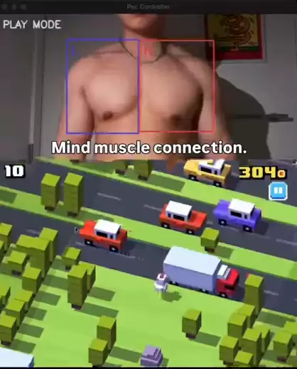 胸肌变身游戏手柄！健身大佬脑洞大开：抖胸玩游戏画面太美