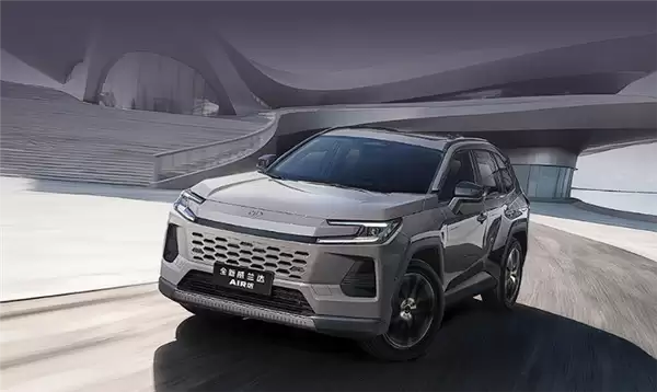 丰田史无前例新低！全新威兰达AIR版上市：13.78万起