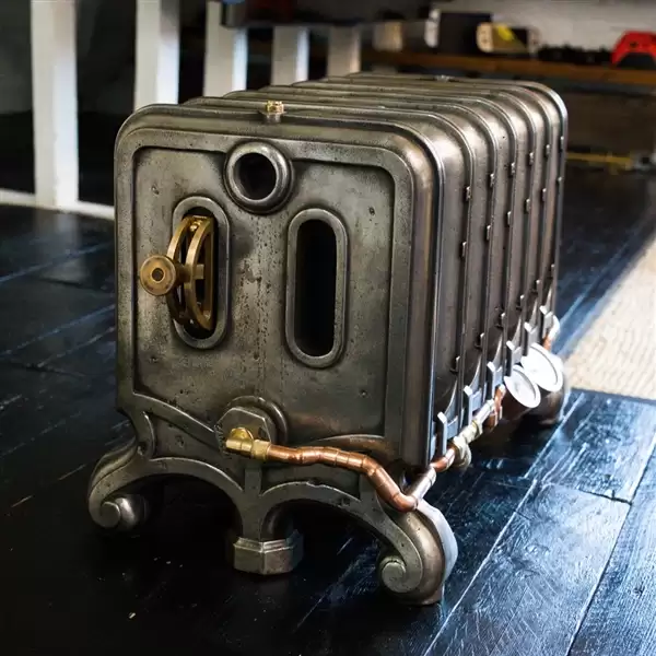 冬天能当暖气片！高玩DIY超硬核铸铁散热器PC：重达99公斤 内置18升冷却液