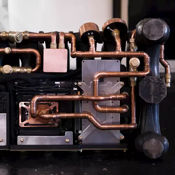 冬天能当暖气片！高玩DIY超硬核铸铁散热器PC：重达99公斤 内置18升冷却液