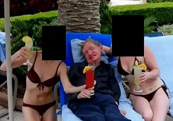 金发男子与比基尼女子合照 爱因斯坦案 家人回应:护工人员