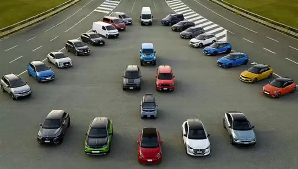 Stellantis 2025财年巨亏223亿欧元，电动化激进转型受挫启动全面重置