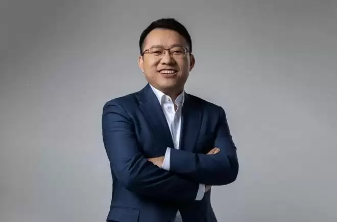 40岁的吉利，不惑于内外