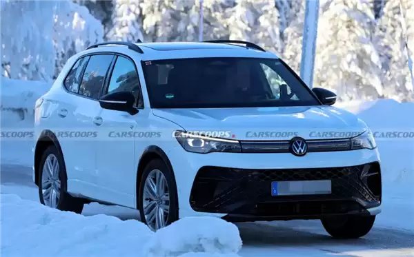 双边四出排气抢眼!大众全新Tiguan R谍照曝光:有望搭载高尔夫R动力
