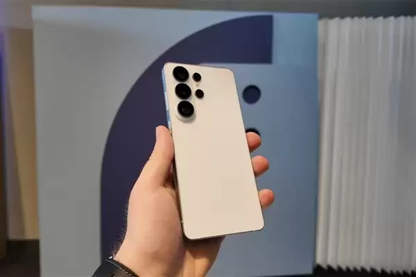 三星无奈!Galaxy S26找美光买内存:自家兄弟一点优惠都不给