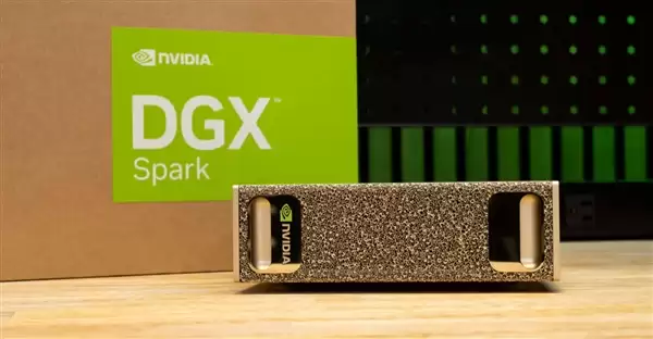 4万元！NVIDIA迷您工作站DGX Spark官方大涨價