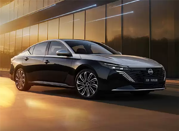 东风日产高管炮轰广汽丰田抄袭宣发：不能说相似只能说一模一样