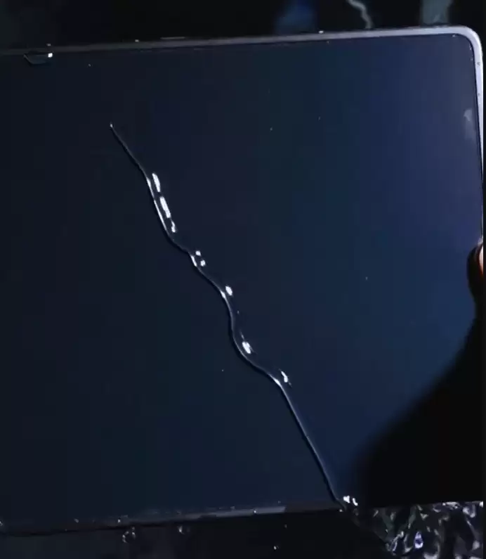 OPPO Find N6黑科技揭秘 折叠屏折痕问题彻底攻克