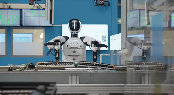 每天能连续工作10小时 机器人将进入宝马德国工厂打工