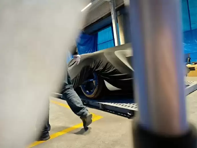 小米汽车预告“给大家准备了一个惊喜” 卢伟冰：明天见