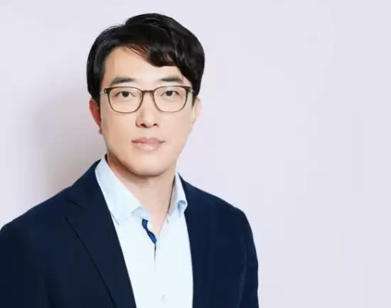 三星苹果超薄旗舰遇冷：S25 Edge销量惨淡、iPhone Air大幅降价