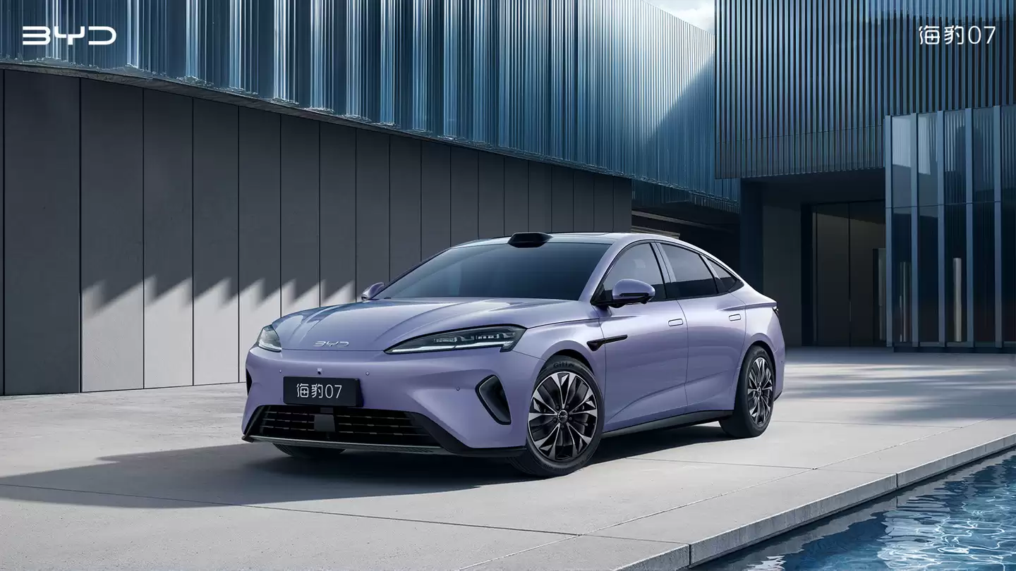 比亚迪海豹07 EV内饰官图公布：搭载“海曜新奢座舱”