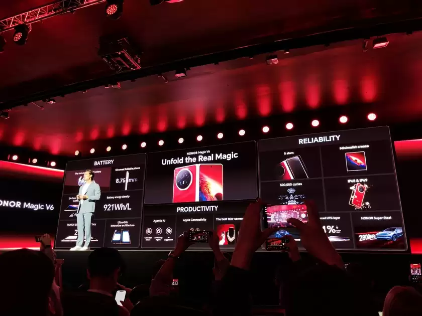 荣耀Magic V6 2026MWC全球首发 以跨代技术重新定义折叠旗舰