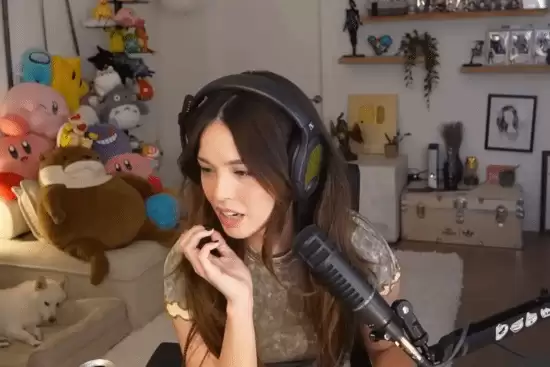 知名美女主播畅谈游戏改变人生：6岁上瘾到养活全家