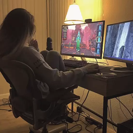 知名美女主播畅谈游戏改变人生：6岁上瘾到养活全家