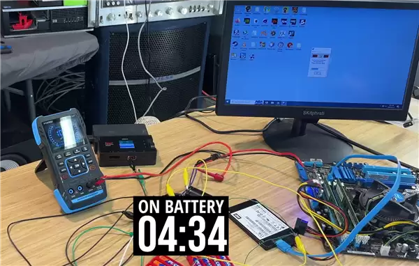 发烧友用56节5号电池运行台式机电脑：实测玩扫雷续航不到5分钟