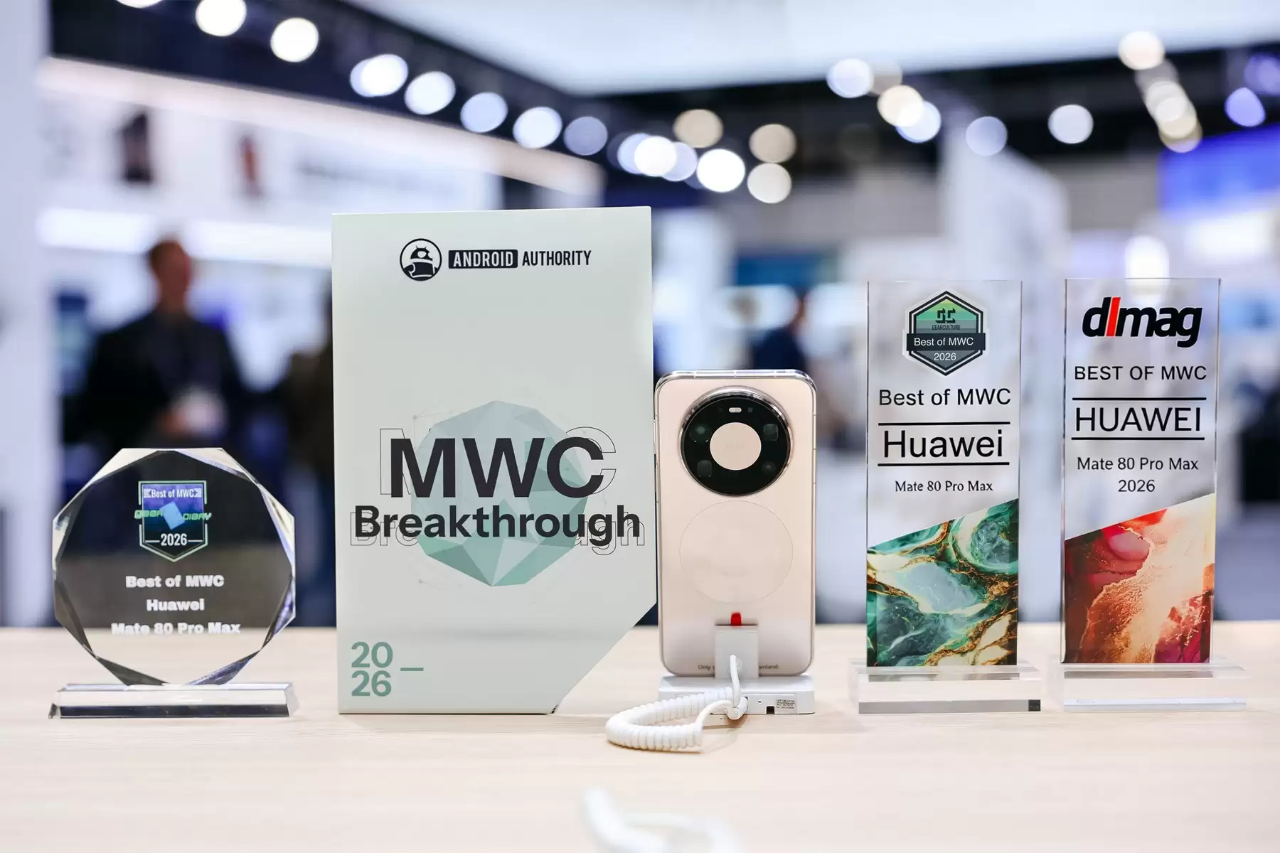 华为Mate80系列闪耀MWC2026，揽8项国际媒体大奖彰显创新实力