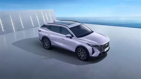 燃油车不死 奇瑞瑞虎7L官图发布:大嘴很精神