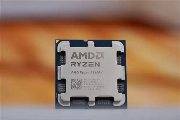 华擎主板成功挽救锐龙5 9600X！多亏了新版本BIOS
