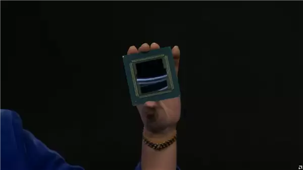 256核+1GB缓存 AMD 2nm Zen6处理器卖爆了：苏妈亲口证实