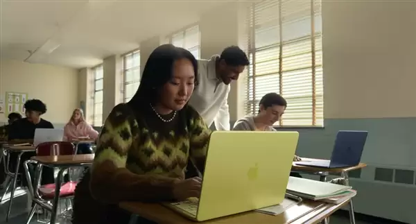 苹果再秀刀法！MacBook Neo 4599元起的代价：双C口一快一慢