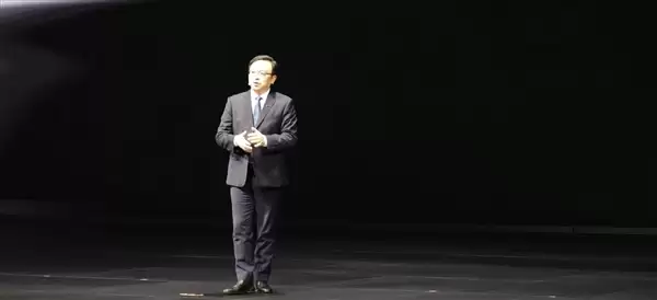 我国石油进口超70% 王传福:新能源车替代油车是必答题