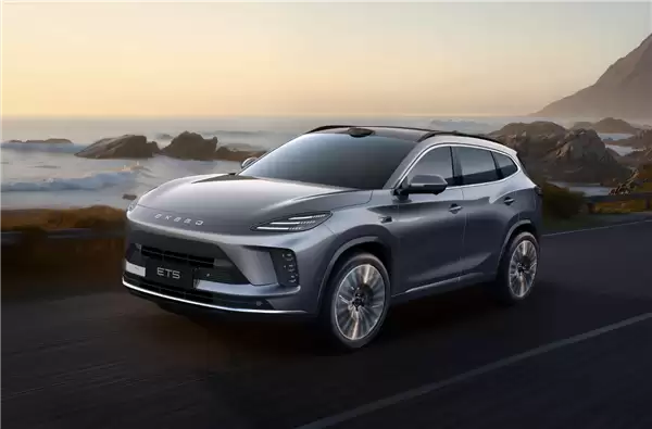 价格上调5000元 今年国内车市首个官宣涨价的车企来了