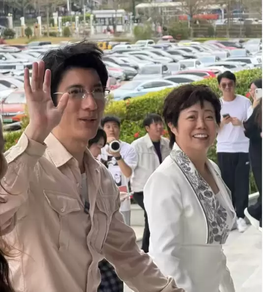 第二代刀片电池来了！王力宏将出席比亚迪技术发布会：有望演唱《改变世界》作