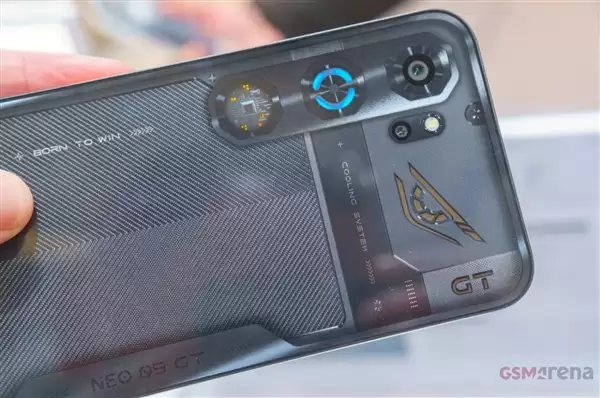 首款搭载风扇的天玑手机来了!努比亚Neo 5 GT发布:3200元起