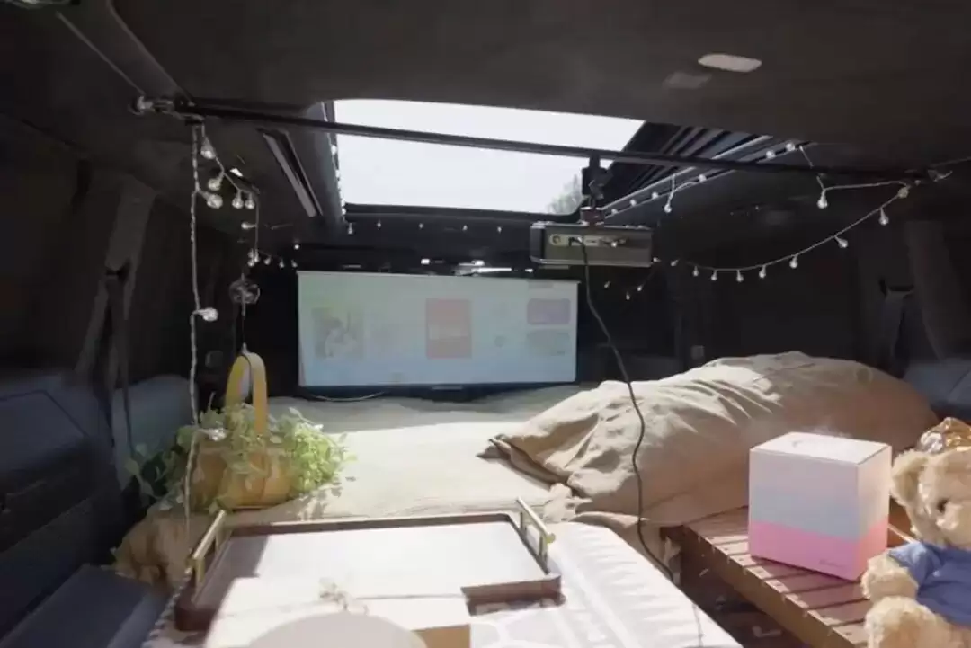 小米YU9或将搭载升顶装置，30秒变移动卧室