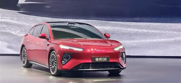 二代刀片电池、后轮转向上车!比亚迪海狮08全球首秀:车长超5.1米