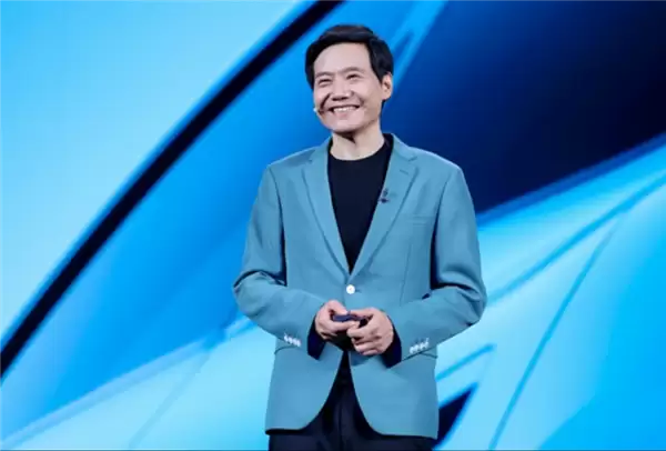 雷军预言:5年内可实现无人驾驶 但仅限于特定场景