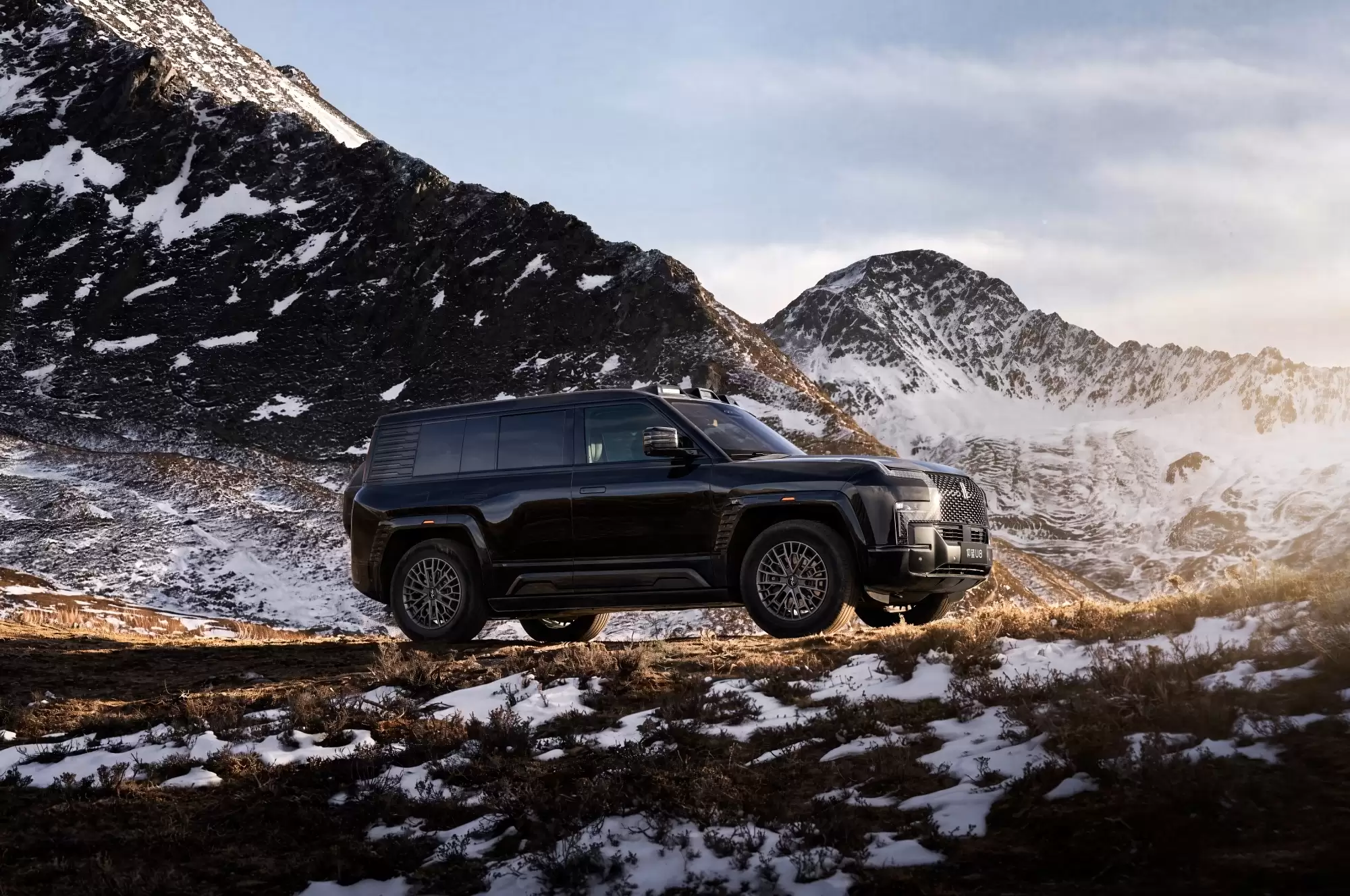 2026款仰望U7/U8系列三款旗舰车型上市，最高售价超130万