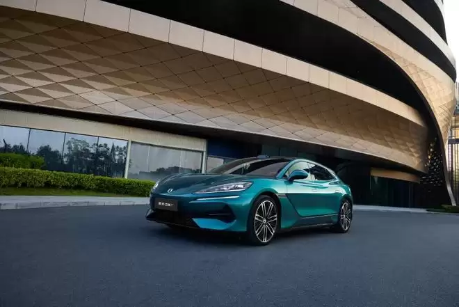 单电机版本续航1036km 全新腾势Z9GT上市26.98万起