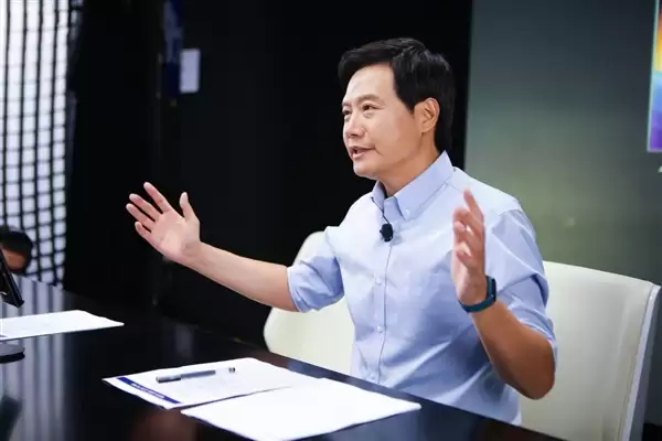 雷军:过去10年智驾进步很快但都是L2 属于人机共驾的阶段