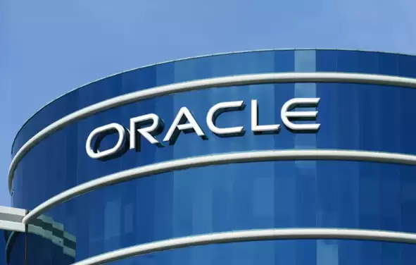 甲骨文史上最大裁员：AI未取代人力 资金转向芯片、数据中心投资